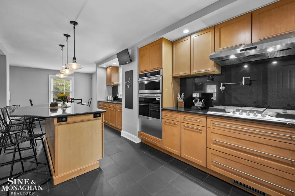 779 Saint Clair Street Grosse Pointe City, MI 48230