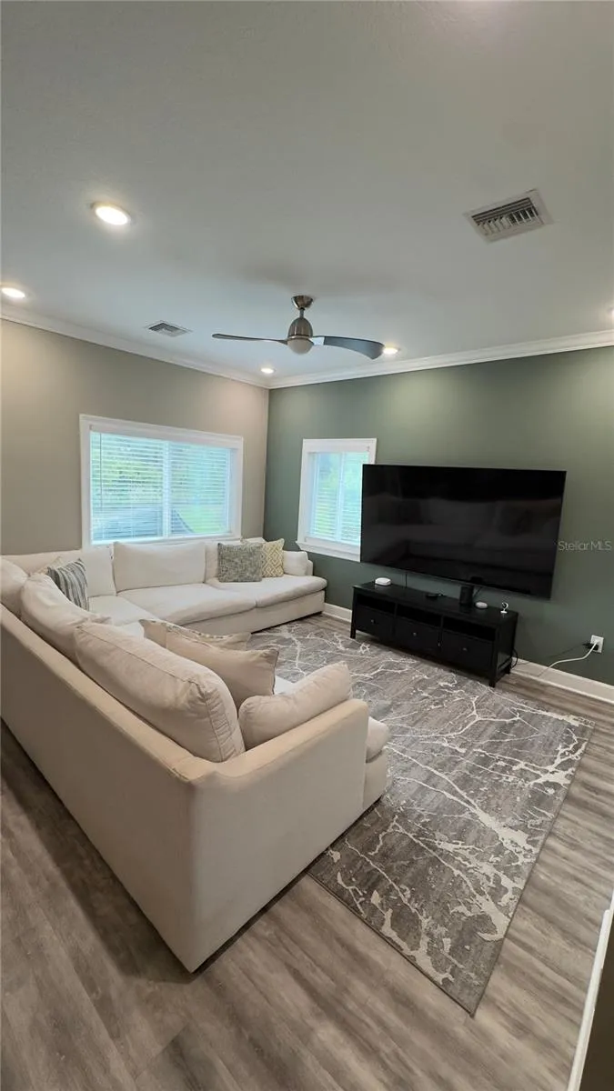 1964 GREENBRIAR TERRACE Davenport, FL 33837