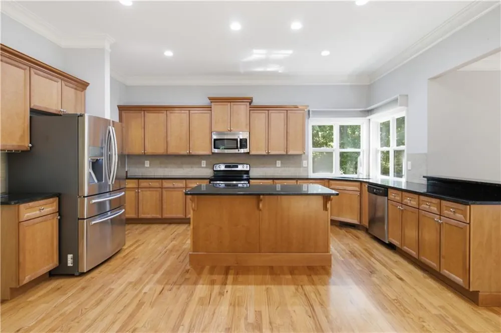 128 Fern Park Drive Dawsonville, GA 30534