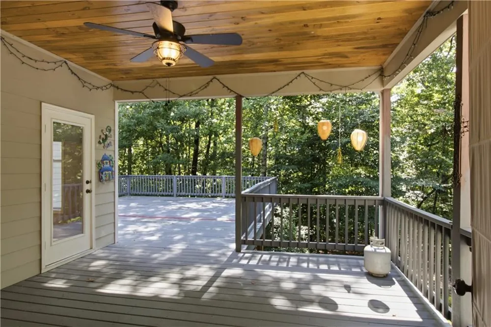 128 Fern Park Drive Dawsonville, GA 30534
