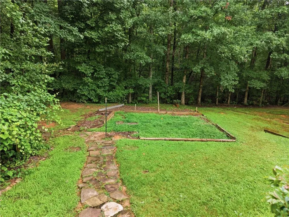 128 Fern Park Drive Dawsonville, GA 30534