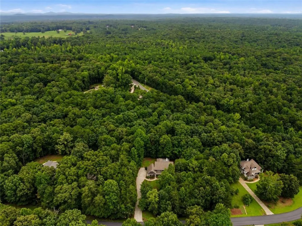 128 Fern Park Drive Dawsonville, GA 30534