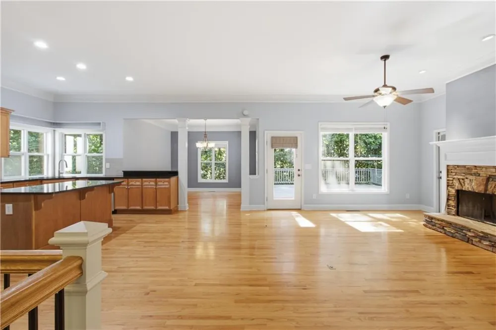 128 Fern Park Drive Dawsonville, GA 30534