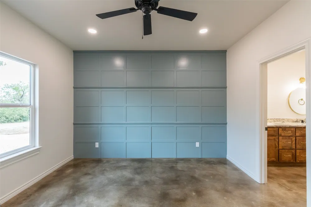 233 Britton Avenue Ovalo, TX 79541