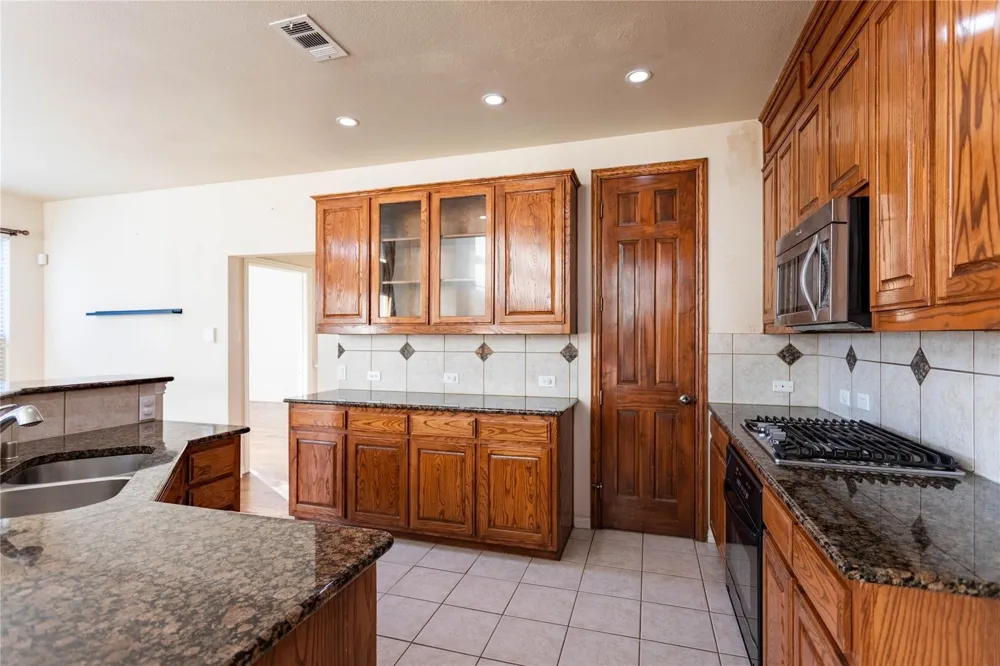 413 Brookmere Lane Murphy, TX 75094
