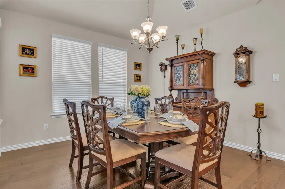 2704 Esplanade Boulevard #2704 Mansfield, TX 76063