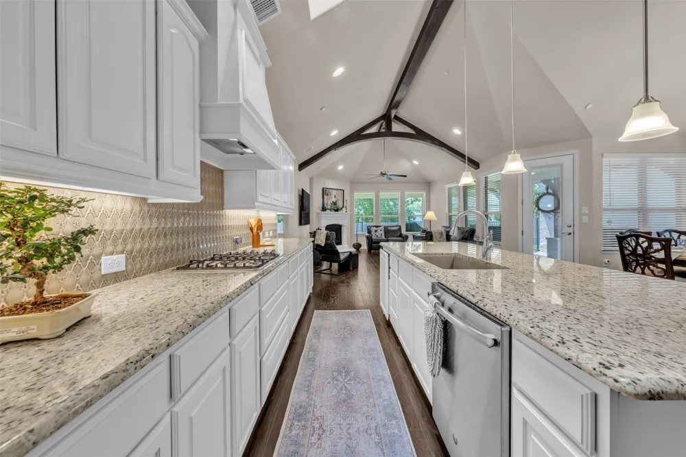 2704 Esplanade Boulevard #2704 Mansfield, TX 76063