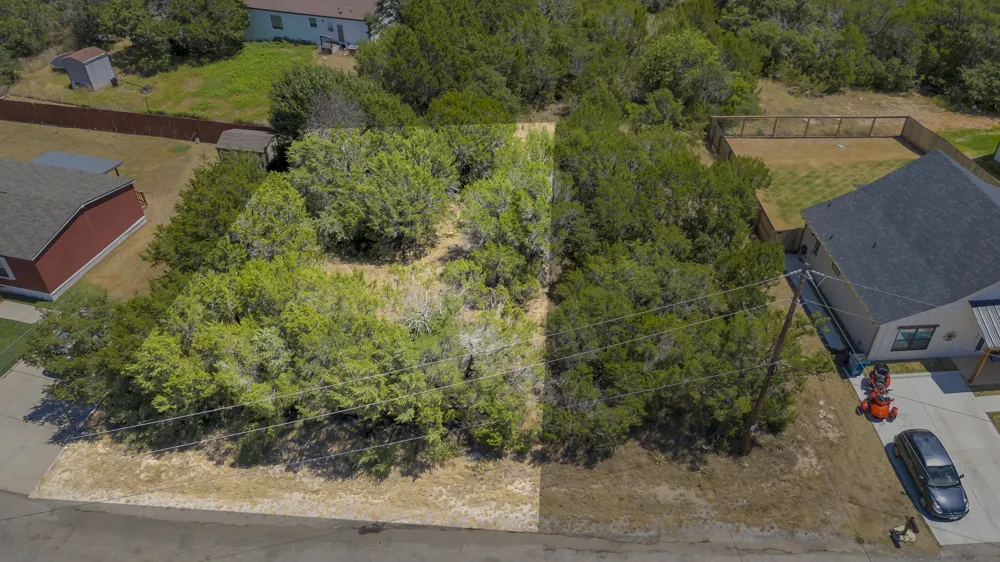 2513 Creekview Drive Granbury, TX 76048