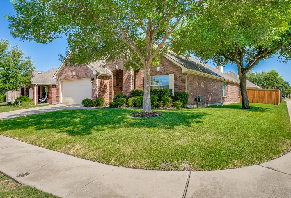 2213 Willow Creek Drive Little Elm, TX 75068