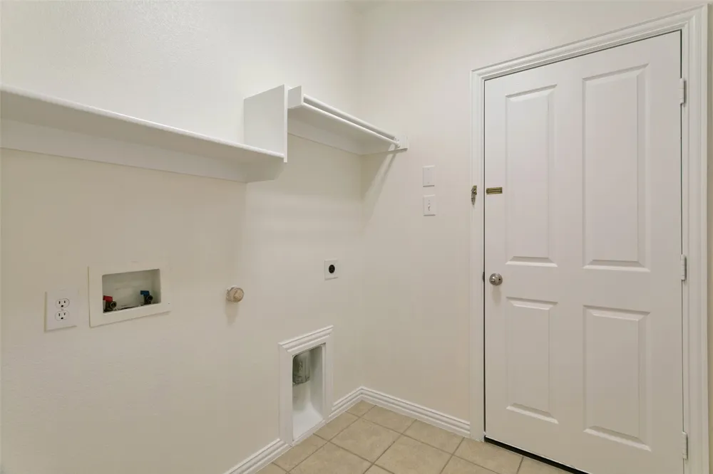 2213 Willow Creek Drive Little Elm, TX 75068
