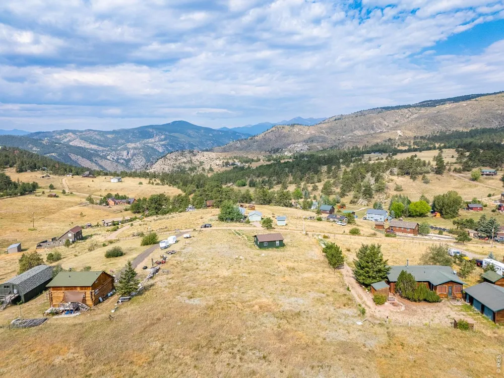 150 Wolf Drive Drake, CO 80515
