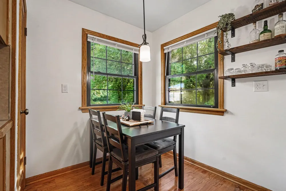 912 Wendover Boulevard Norton Shores, MI 49441