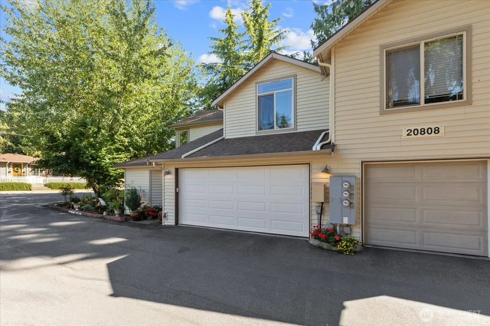 20808 72nd Avenue W #3 Edmonds, WA 98026