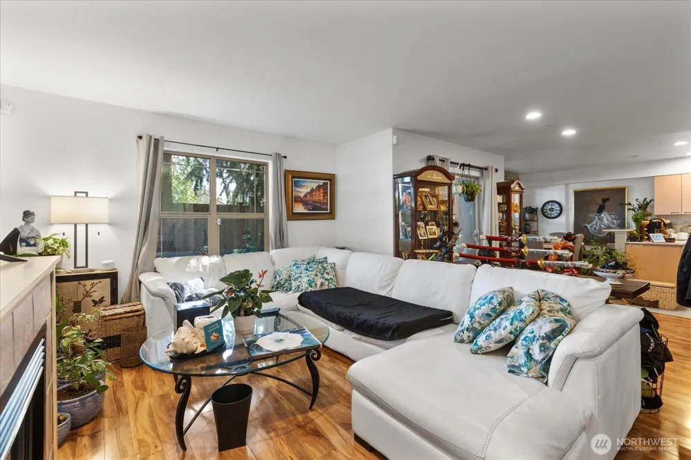 20808 72nd Avenue W #3 Edmonds, WA 98026