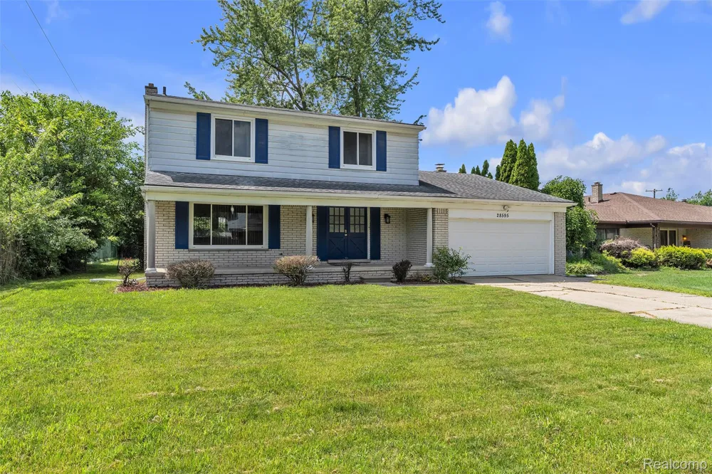 28595 San Carlos Street Southfield City, MI 48076