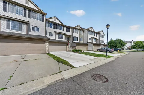 217 Oak Ridge Drive