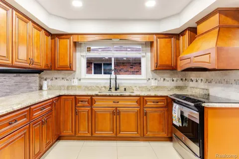 2308 Kipling Drive