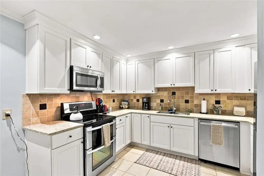 1119 Moorestown Circle Decatur, GA 30033