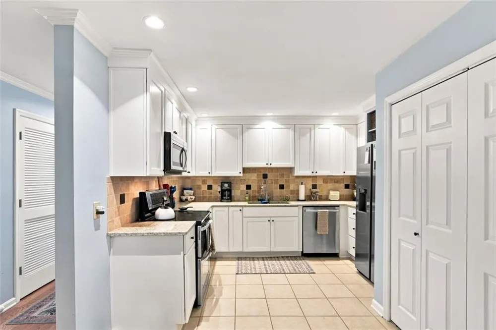 1119 Moorestown Circle Decatur, GA 30033