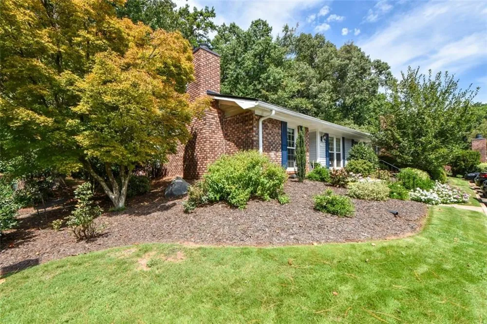 1119 Moorestown Circle Decatur, GA 30033