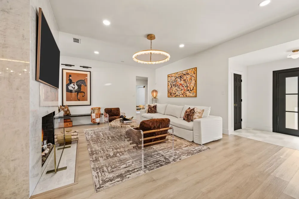 2403 Carroll Avenue Southlake, TX 76092