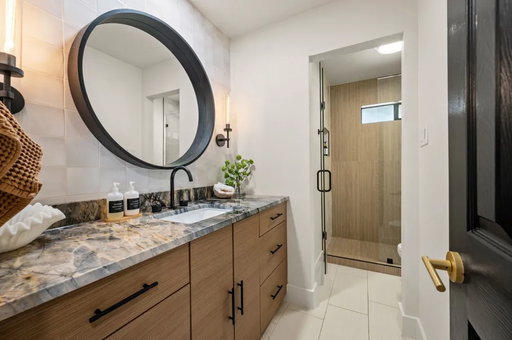 2403 Carroll Avenue Southlake, TX 76092