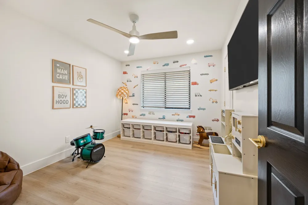 2403 Carroll Avenue Southlake, TX 76092