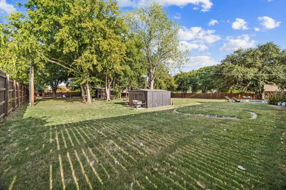 2403 Carroll Avenue Southlake, TX 76092