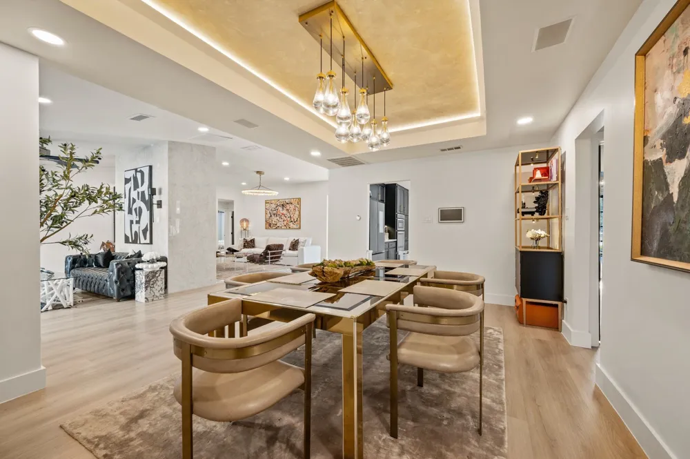 2403 Carroll Avenue Southlake, TX 76092