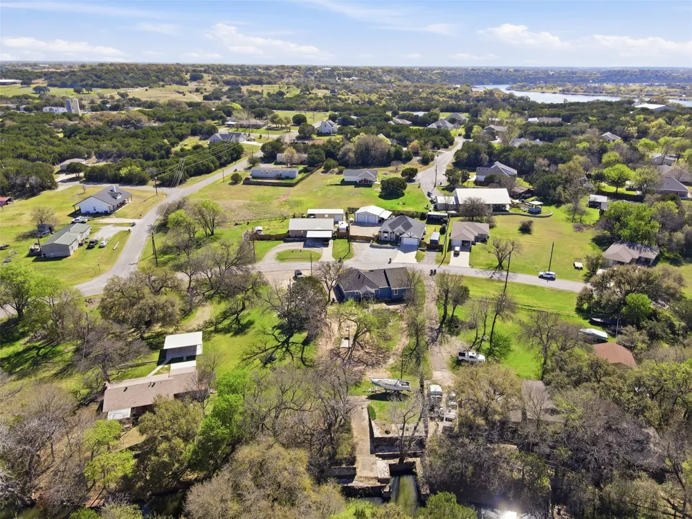 2808 Sky Harbour Drive Granbury, TX 76049