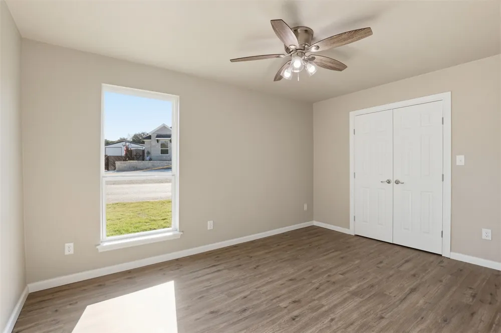 2808 Sky Harbour Drive Granbury, TX 76049