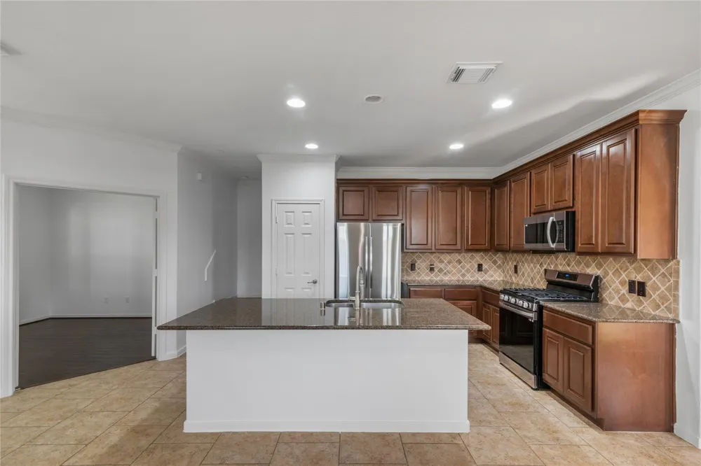 31 Umbria Lane The Woodlands, TX 77382