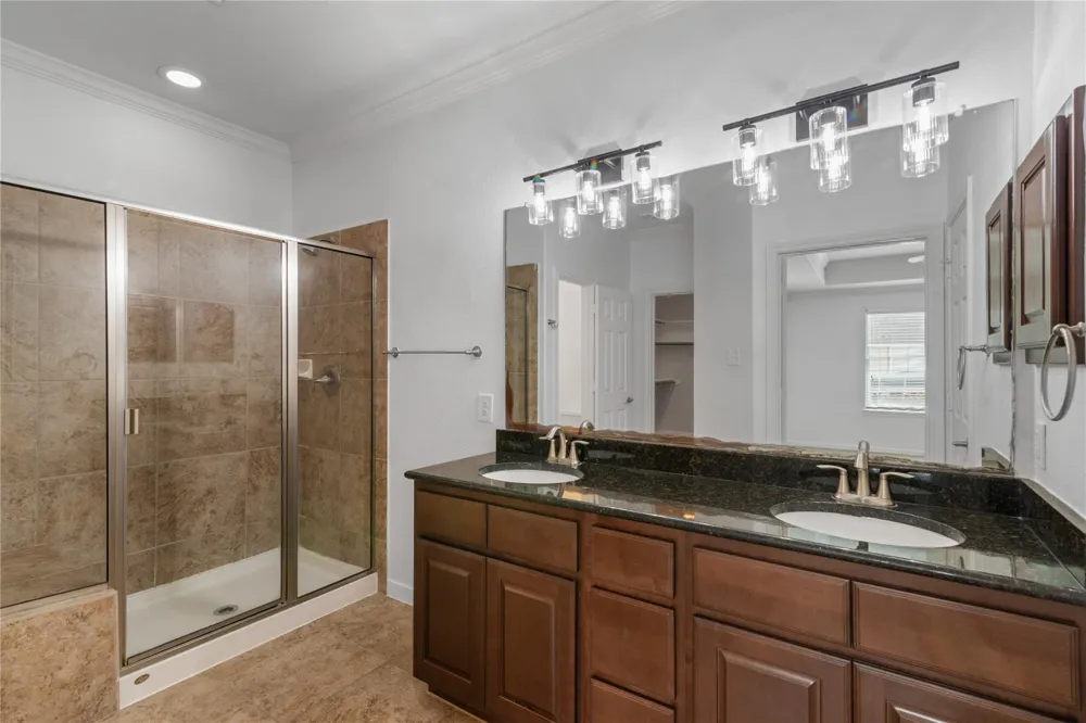 31 Umbria Lane The Woodlands, TX 77382