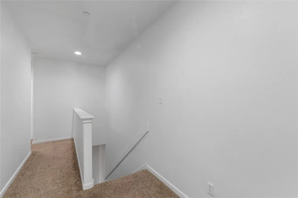 31 Umbria Lane The Woodlands, TX 77382