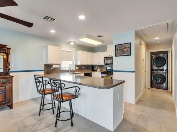 16631 Mansvelt Road Jamaica Beach, TX 77554