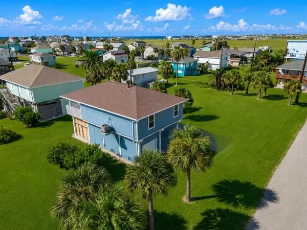 16631 Mansvelt Road Jamaica Beach, TX 77554