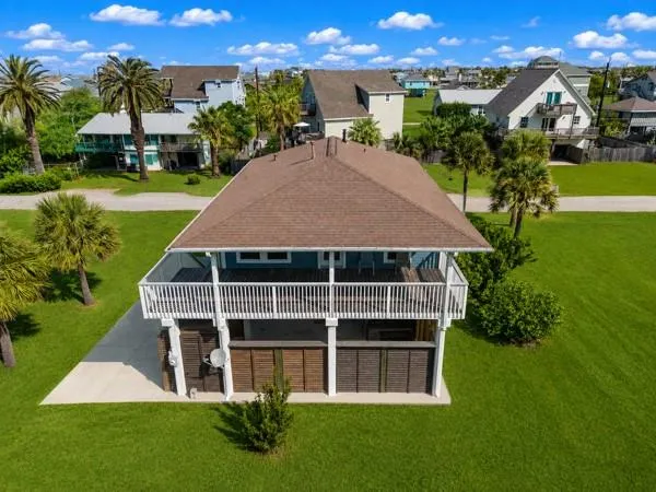 16631 Mansvelt Road Jamaica Beach, TX 77554