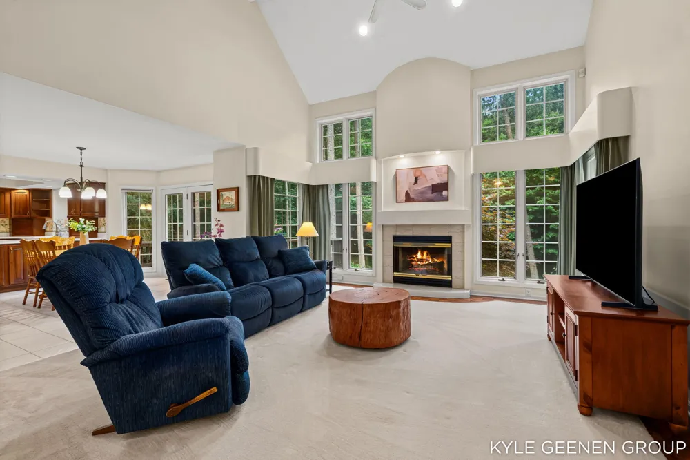 13469 Redbird Lane Grand Haven, MI 49417