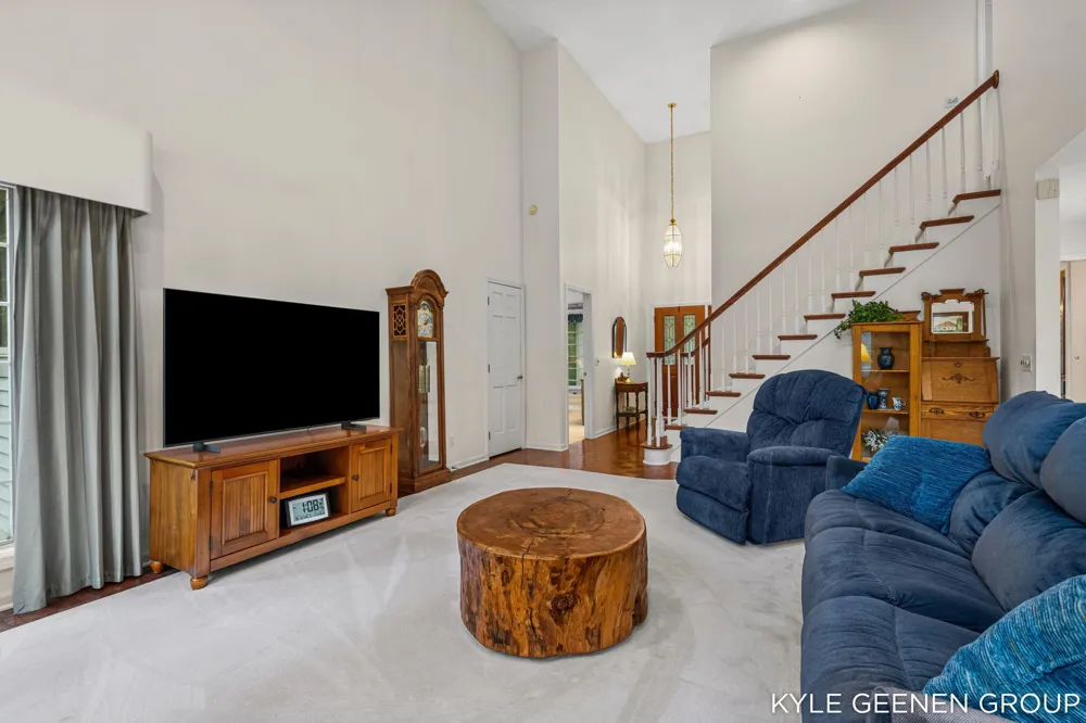 13469 Redbird Lane Grand Haven, MI 49417