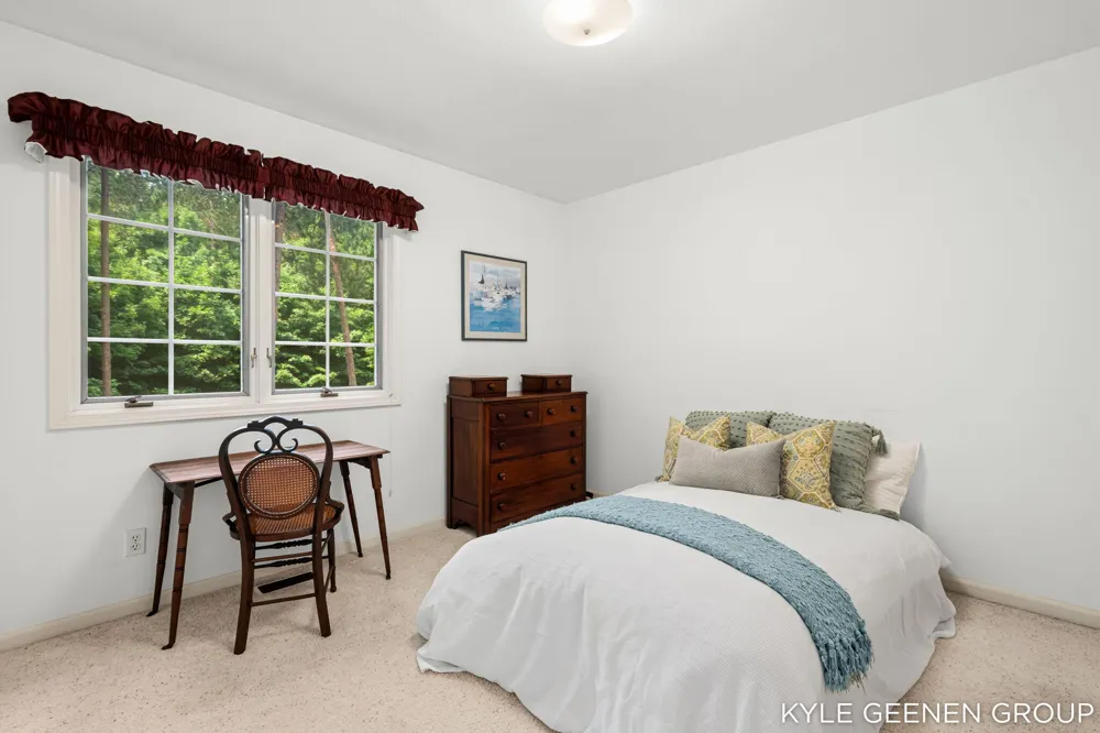 13469 Redbird Lane Grand Haven, MI 49417