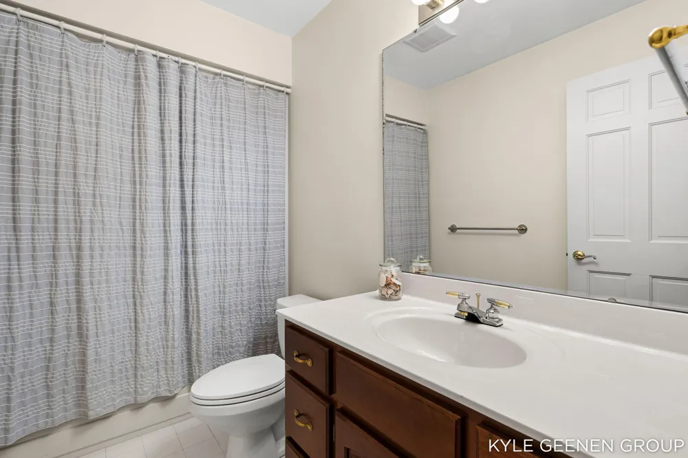 13469 Redbird Lane Grand Haven, MI 49417