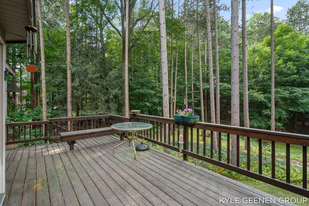 13469 Redbird Lane Grand Haven, MI 49417