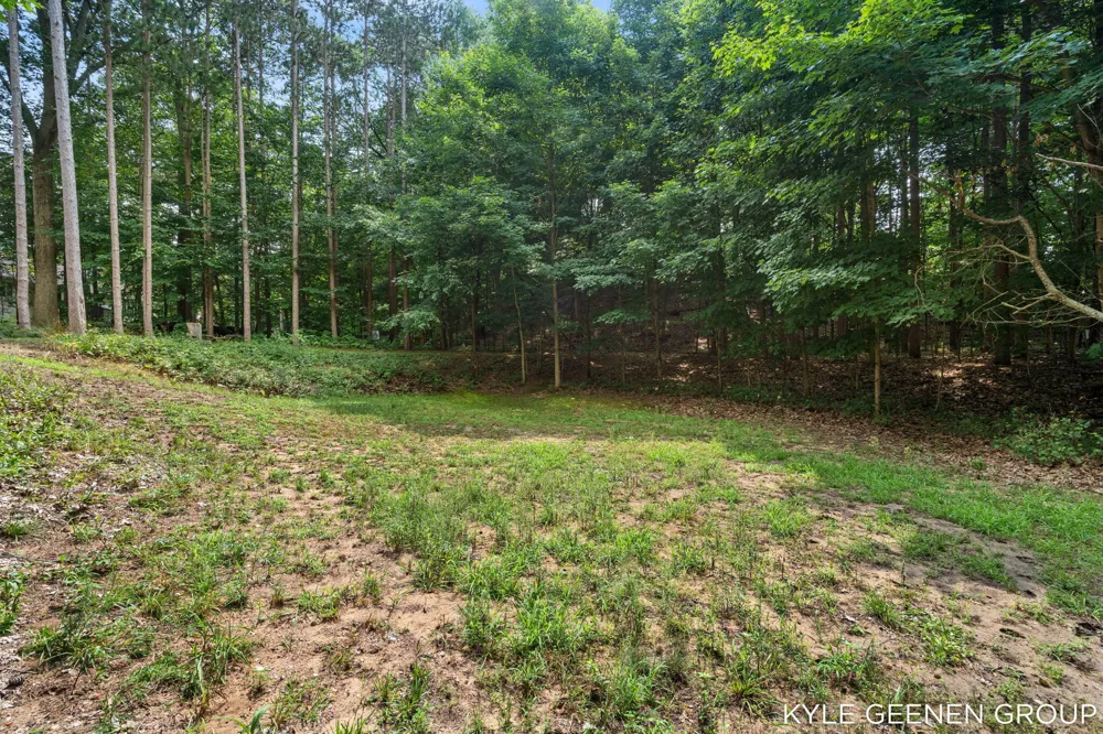 13469 Redbird Lane Grand Haven, MI 49417