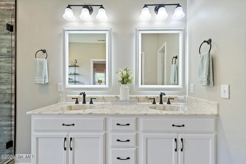 213 Willa'S Court Holly Ridge, NC 28445