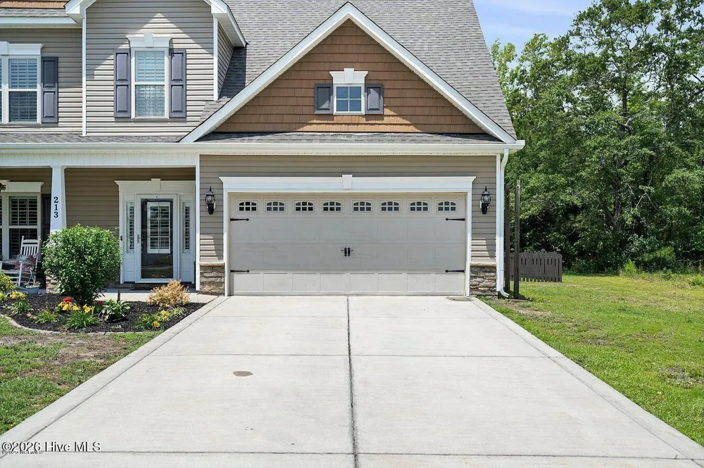 213 Willa'S Court Holly Ridge, NC 28445