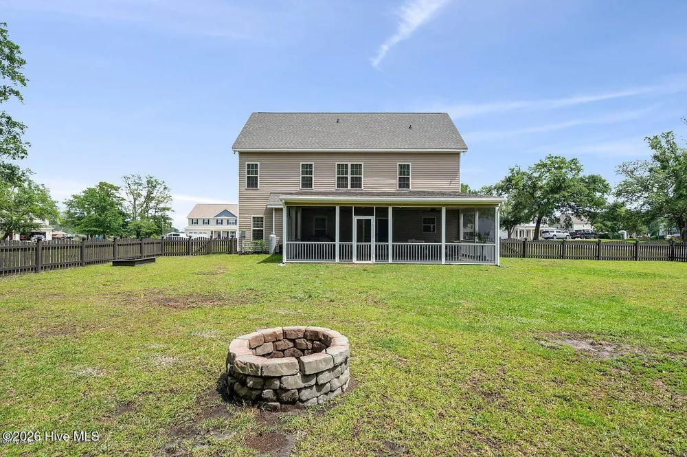 213 Willa'S Court Holly Ridge, NC 28445