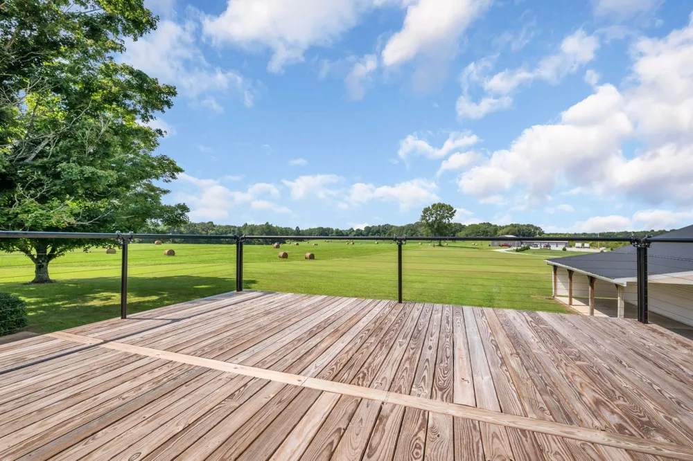 2151 Abiff Rd Burns, TN 37029