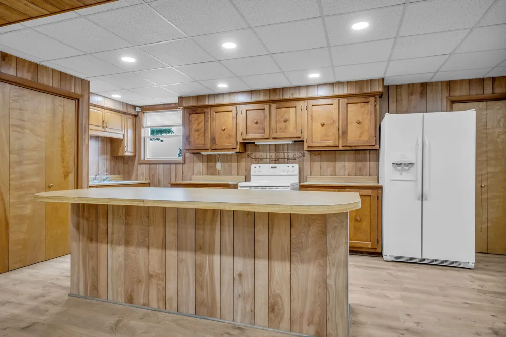 2151 Abiff Rd Burns, TN 37029