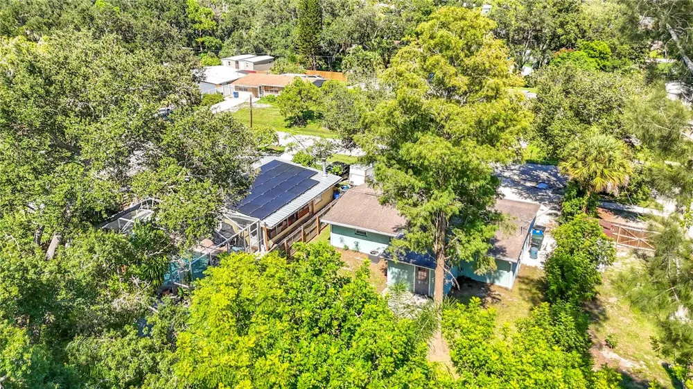 2212 VINSON AVENUE Sarasota, FL 34232
