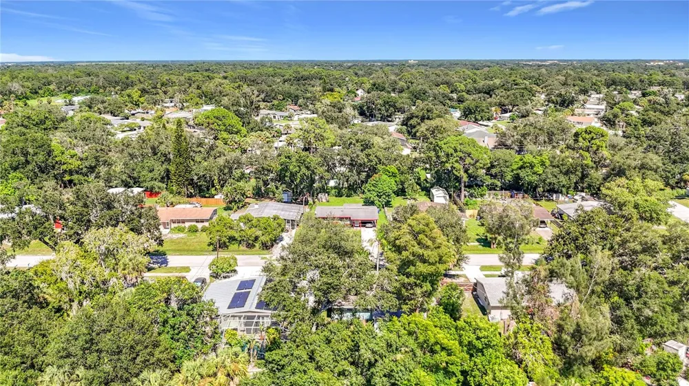 2212 VINSON AVENUE Sarasota, FL 34232